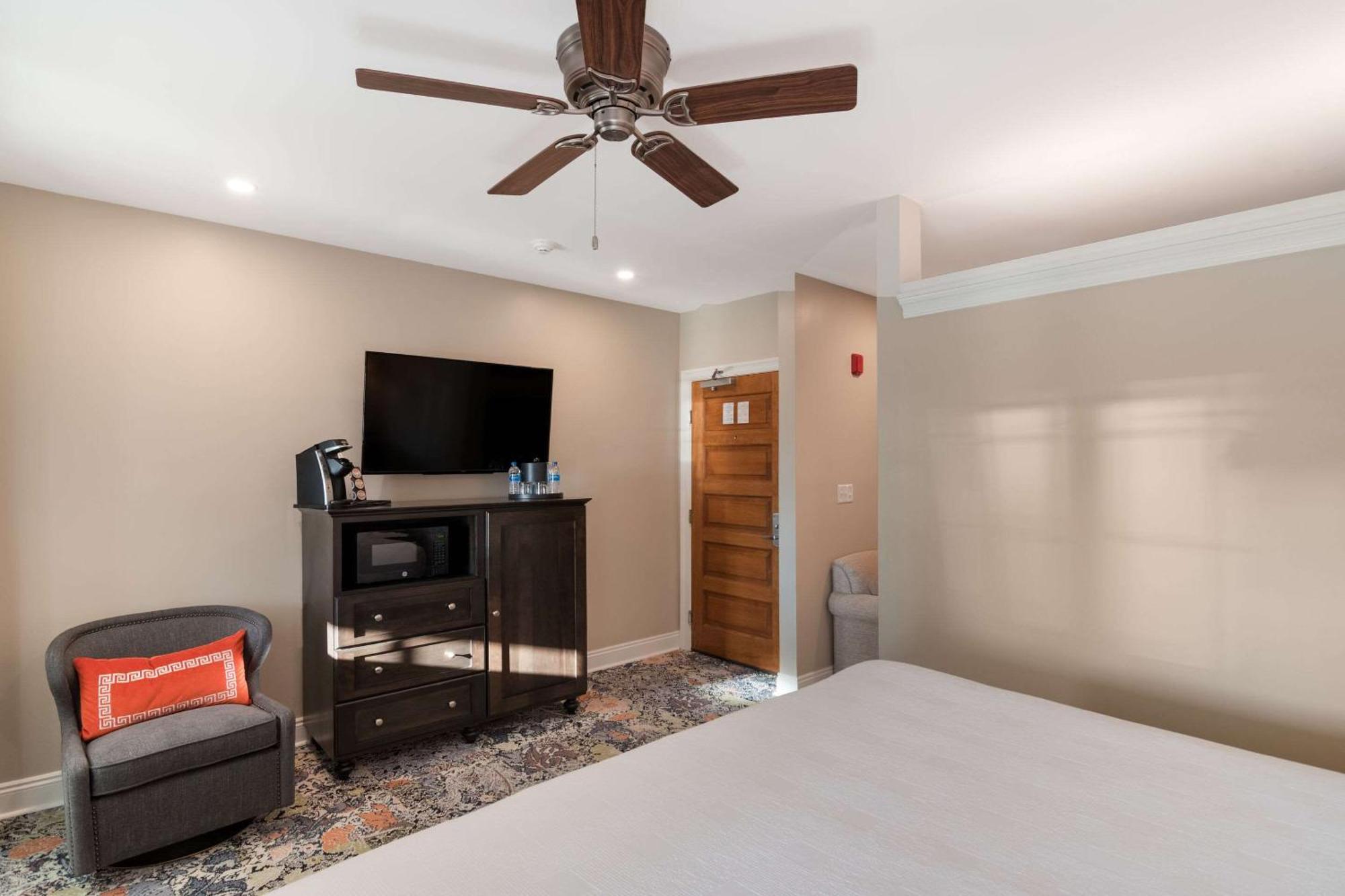 The Port Inn And Cottages, Ascend Hotel Collection ポートセントジョー エクステリア 写真