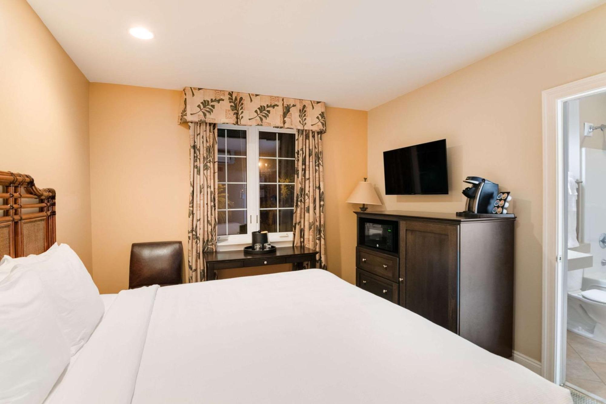 The Port Inn And Cottages, Ascend Hotel Collection ポートセントジョー エクステリア 写真