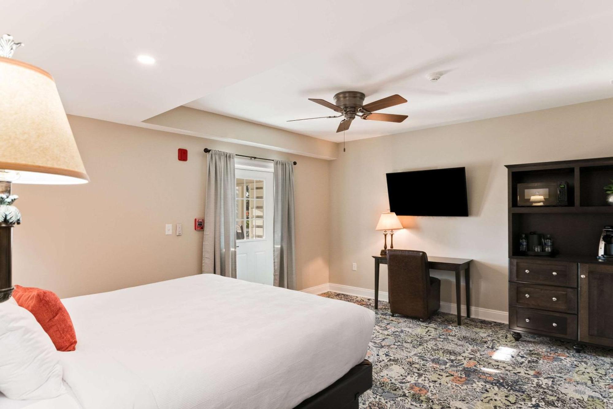 The Port Inn And Cottages, Ascend Hotel Collection ポートセントジョー エクステリア 写真