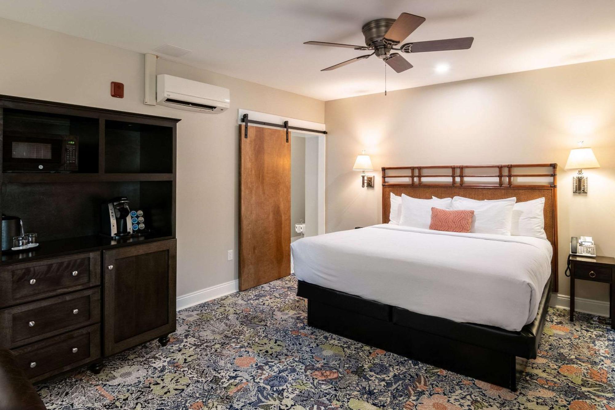 The Port Inn And Cottages, Ascend Hotel Collection ポートセントジョー エクステリア 写真